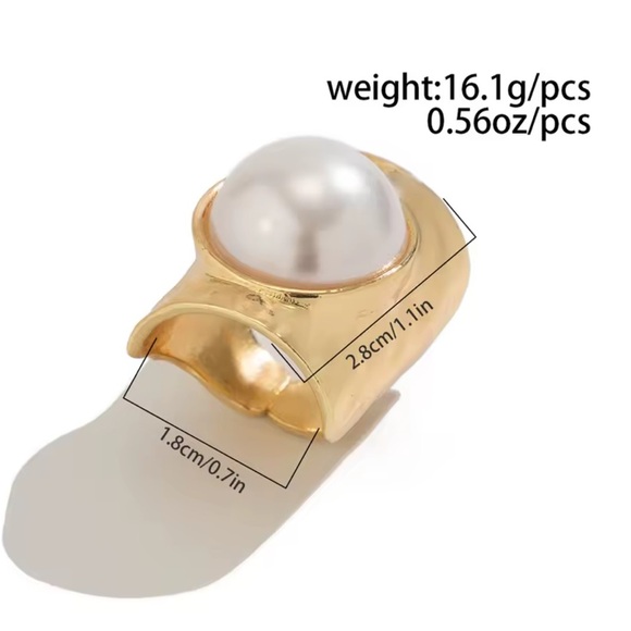Zara model adjustable size Gold Pearl Ring - Picture 3 of 6